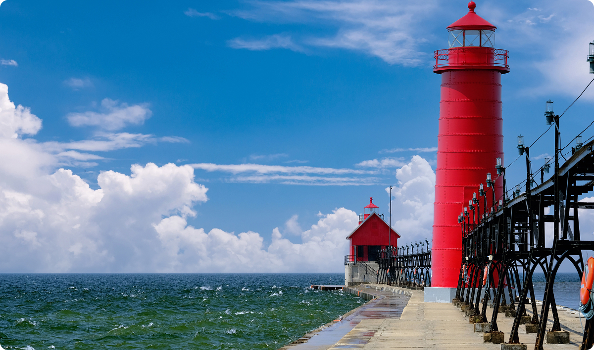 Grand Haven South Pierhead Inner Light, built in 1905, Lake Michigan, MI, USA